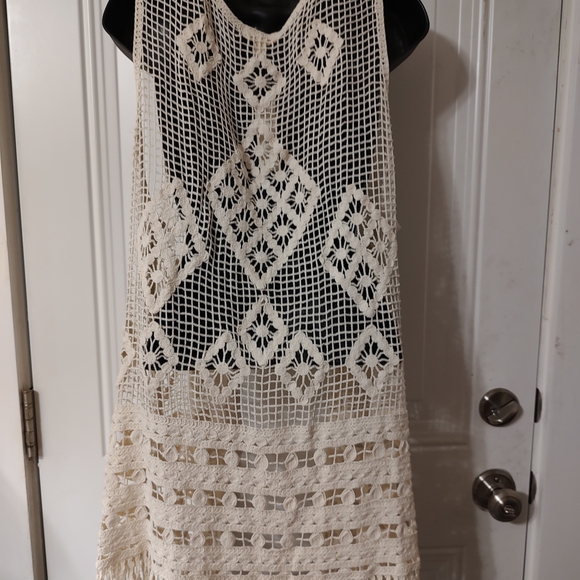 Adiva Cream Crochet Vest - Picture 2 of 5